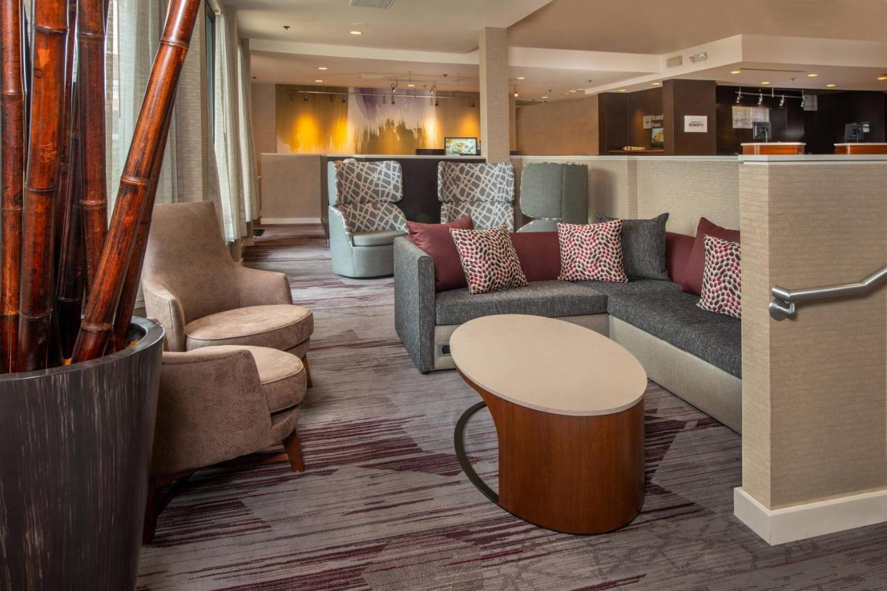 Courtyard By Marriott Dulles Airport Herndon/Reston Exterior photo
